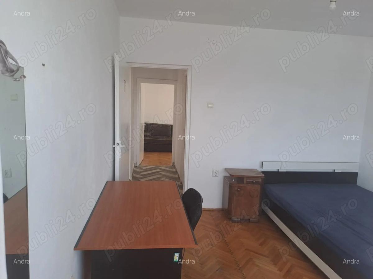 Proprietar inchiriez la studenti studente ap 3 cam decomandat, Complex Studentesc, 390 euro - 9