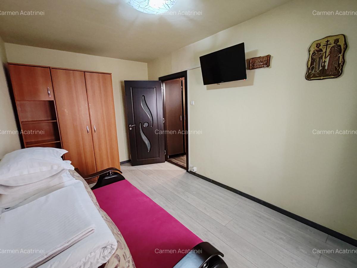 Apartament cu 3 camere decomandat, mobilat în Centrul Civic - 11