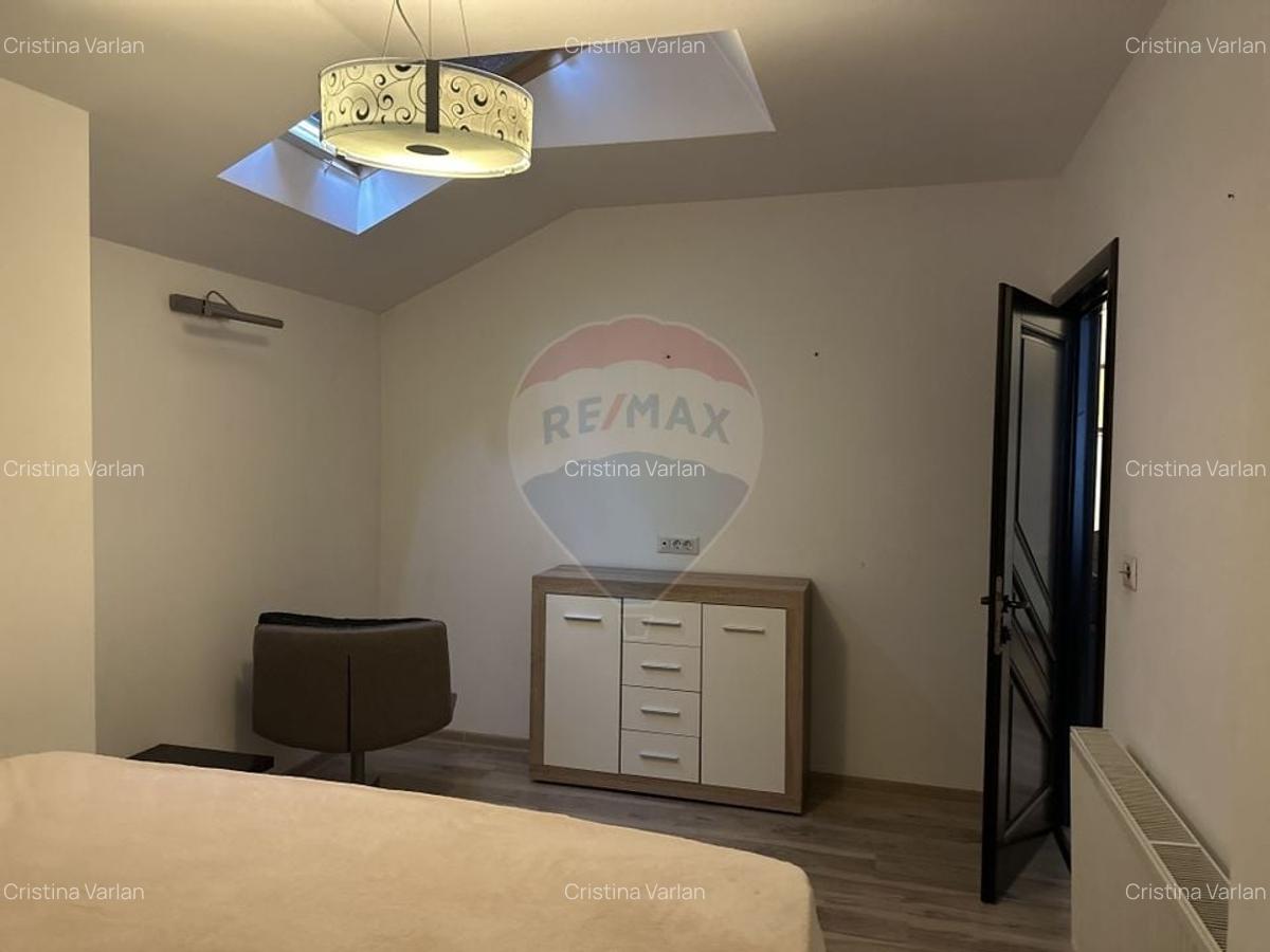 Apartament 4 camere ROZNOV Central de inchiriat - 5