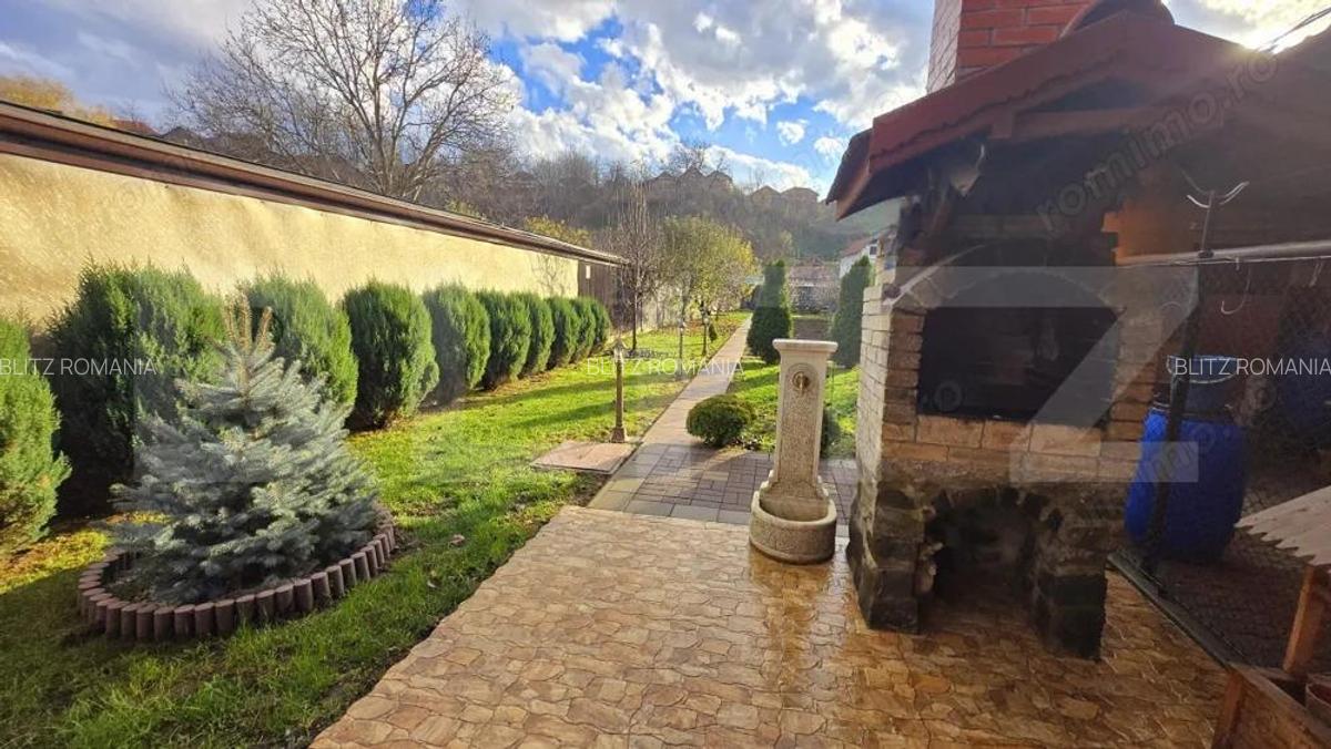 Casa individuala la cheie,770 mp teren,Blaj - 11