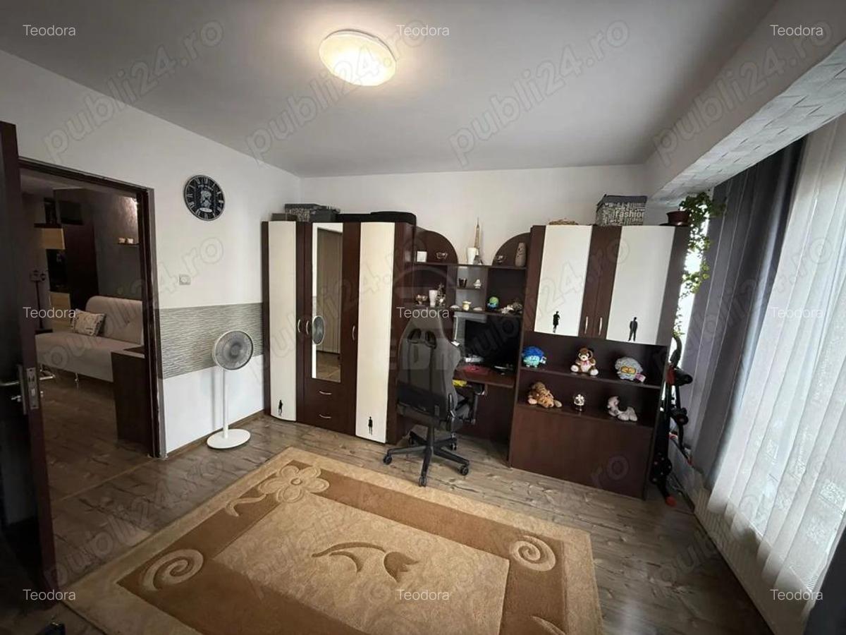 Apartament de 2 camere, semidecomandat, COMISION 0% - 12
