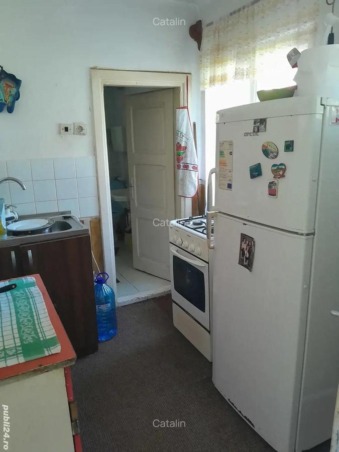 Casa Breaza central cu un mare cire? alb pentru dulcea?a! - 9