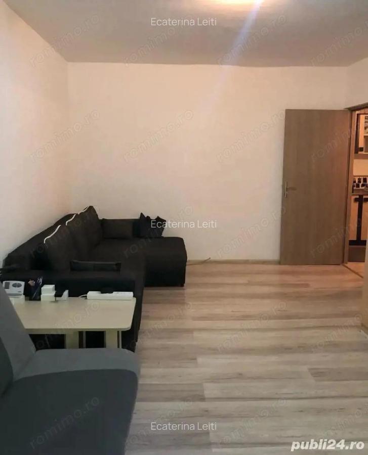 Ap 1cam Aradului Vest parter centrala proprie bloc izolat - 1