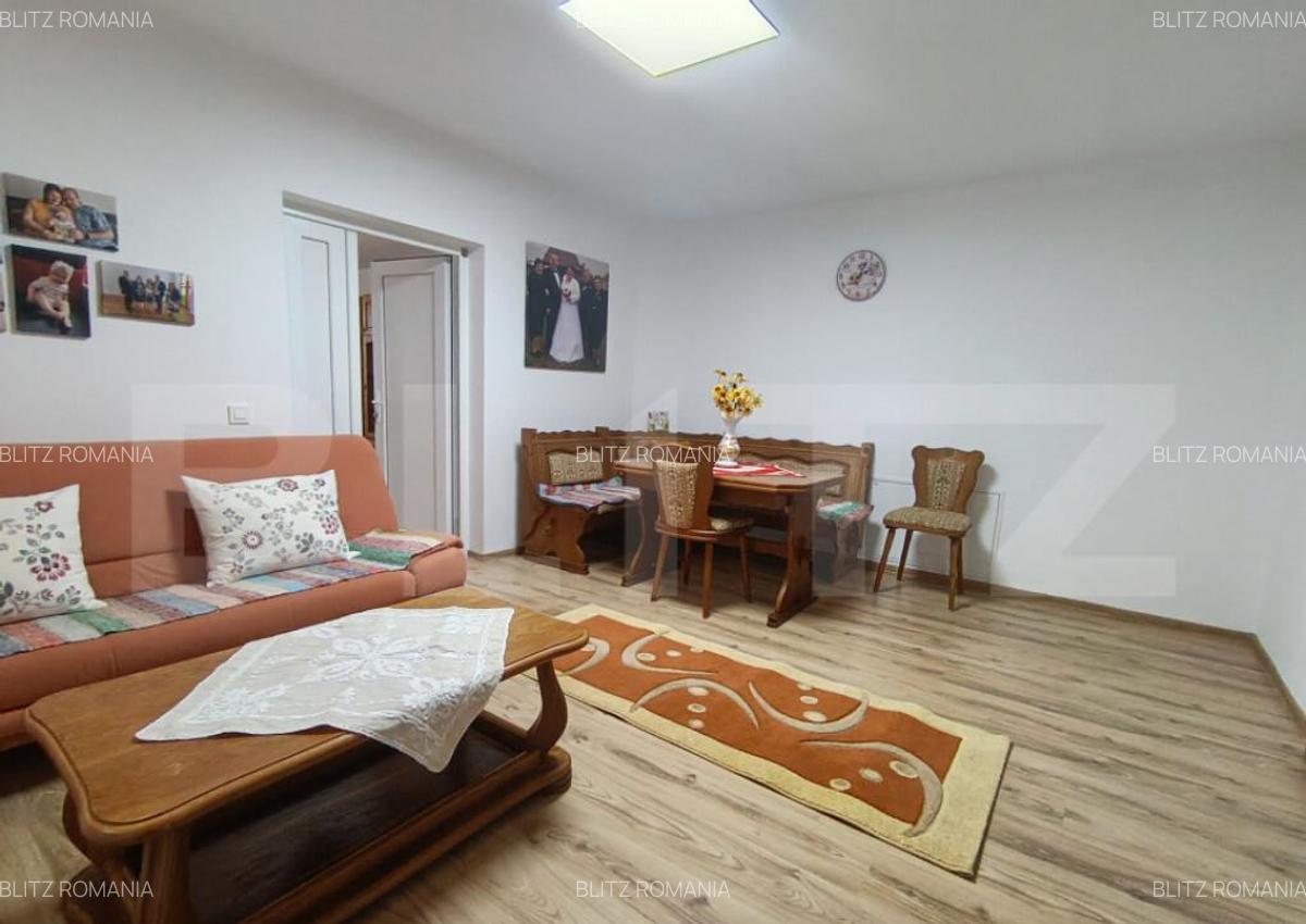 Casa cu 3 camere ?i teren in suprafa?a de 2000 mp - 19