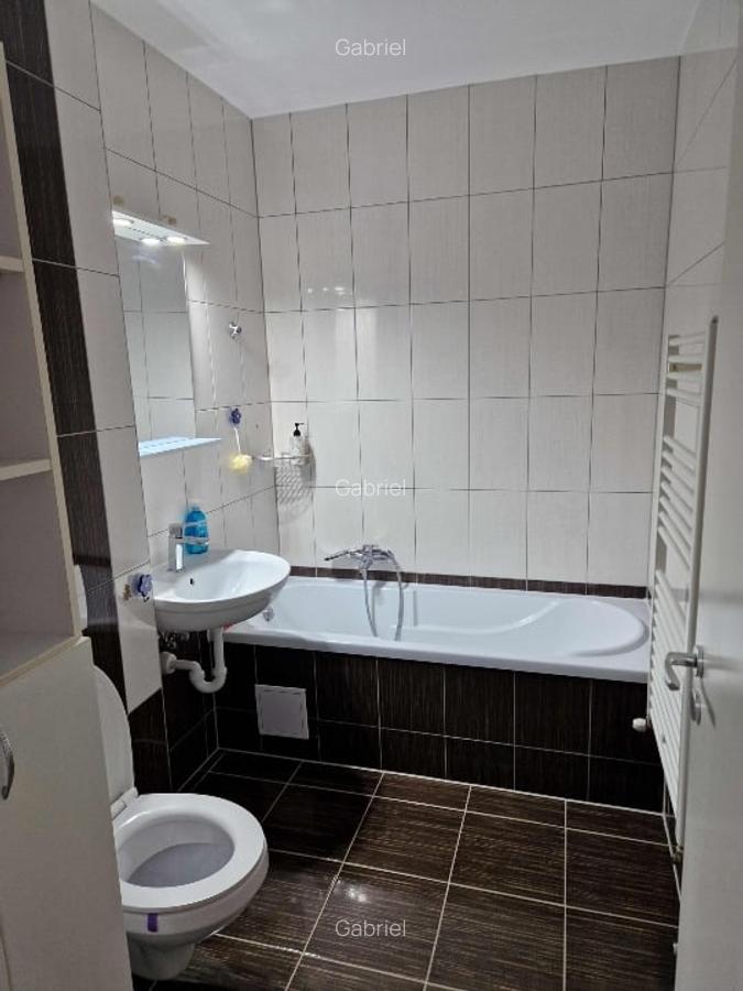 Apartament 3 camere - Renovat, Mobilat, Utilat, Aprox totul !!!NOU!!! - 12