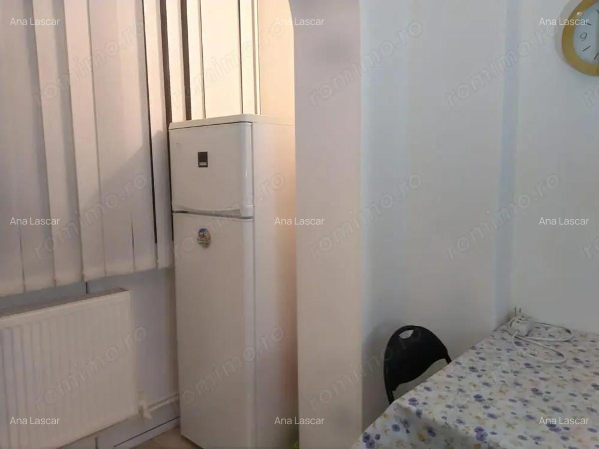 Ofer spre inchiriere garsoniera in zona Sebastian - 2