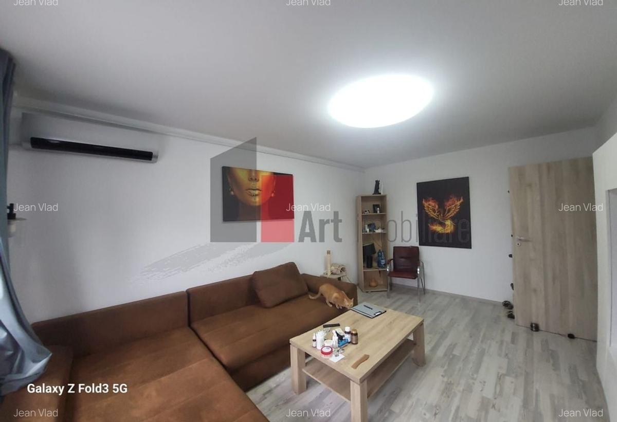Apartament 3 camere decomandat Trapezului - 10