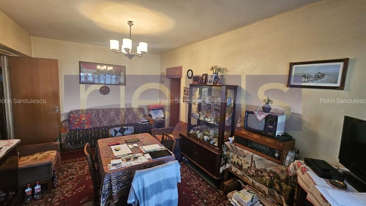 DE VANZARE AP 3 CAMERE 72 MP LUJERULUI | SEMIDECOMANDAT | METROU - 4