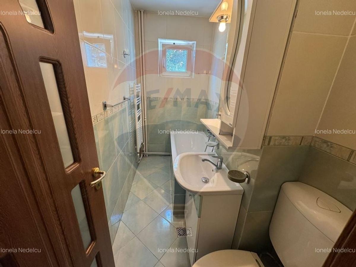 Apartament cu 3 camere de vanzare - 6
