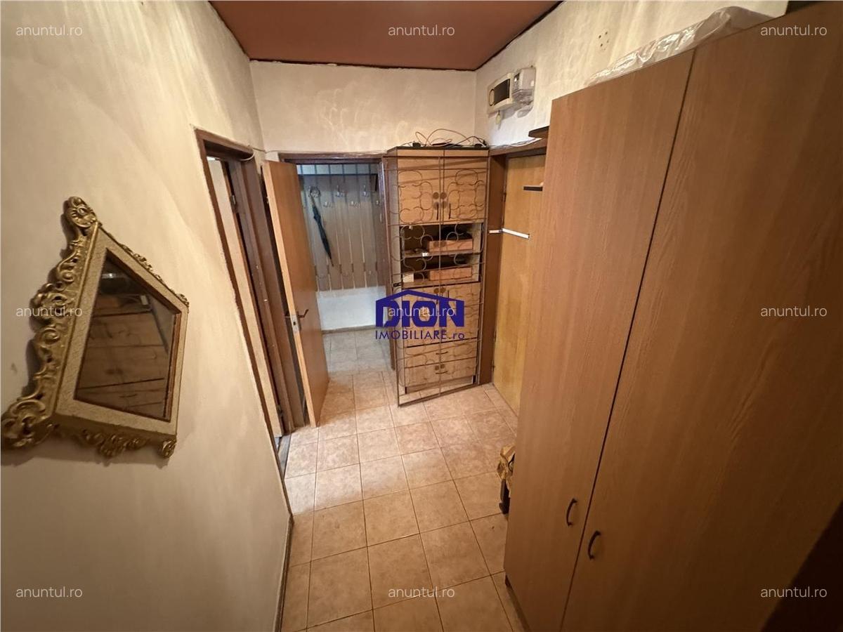 UNIVERSITATE, 2 camere, etaj 1, 72mp, boxa, terasa - 2