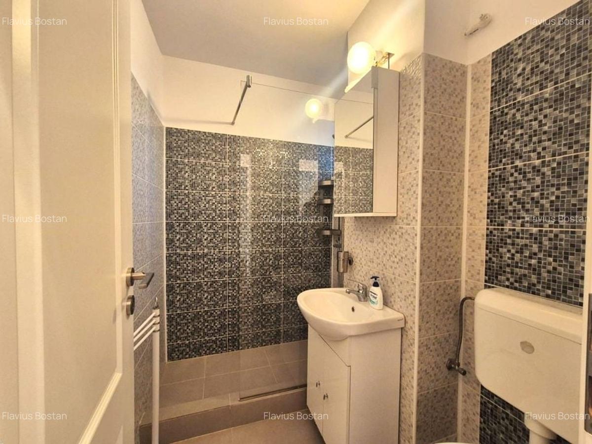 Zona Piata Astra, 3 camere, insorit, cu priveliste. - 10