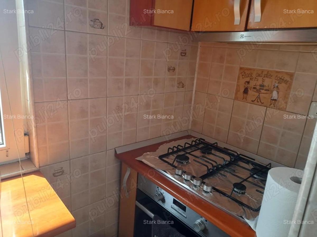 Apartament modern ?i complet utilat in Caransebe? Cartier Pipirig Pre?: 47.900 - 4