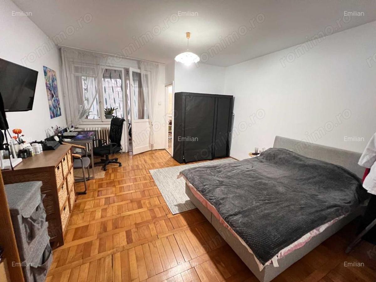 Apartament cu o camera in Circumvala?iunii - 1