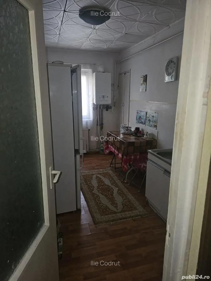 Vand apartament cu 3 camere in Zarnesti, zona Tohan Blocuri - 3