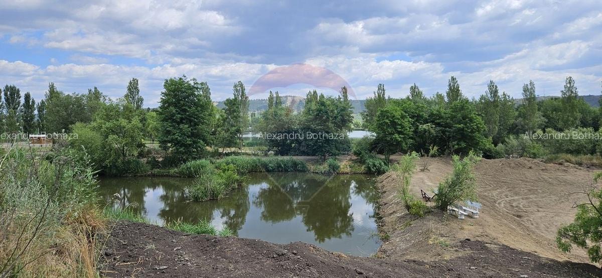 Teren Construcții intravilan de 636 mp, în Luna - 3