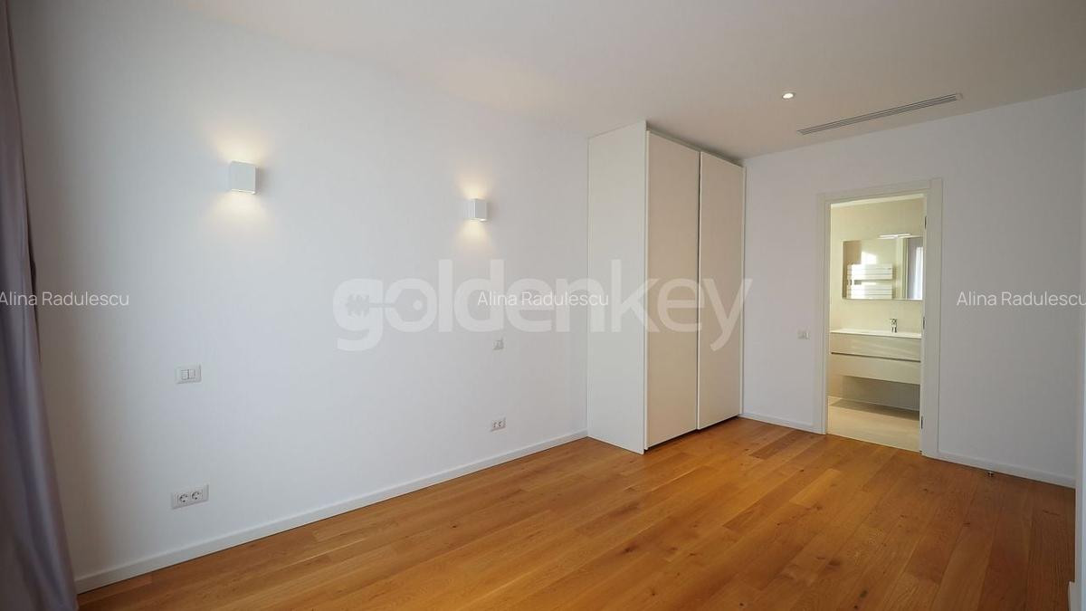 Apartament cu 5 camere decomandat, mobilat în Herăstrău - 13