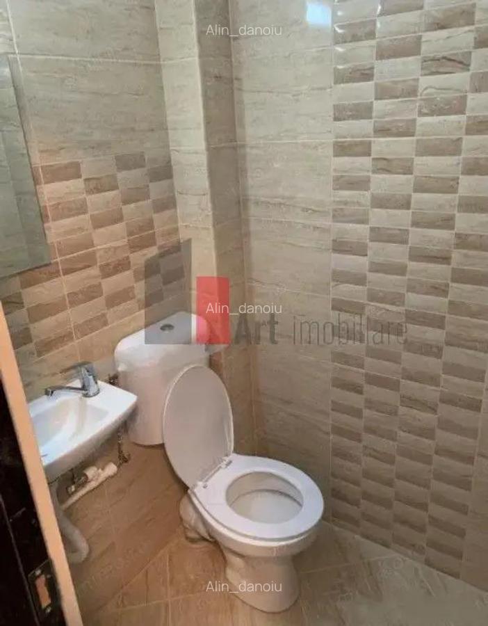 Apartament cu 3 camere de vanzare in zona Chibrit/1 Mai/Calea Grivitei - 7