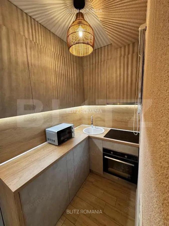 De inchiriat studio amenajat lux | Jacuzzi privat | Parcare inclusa - 2