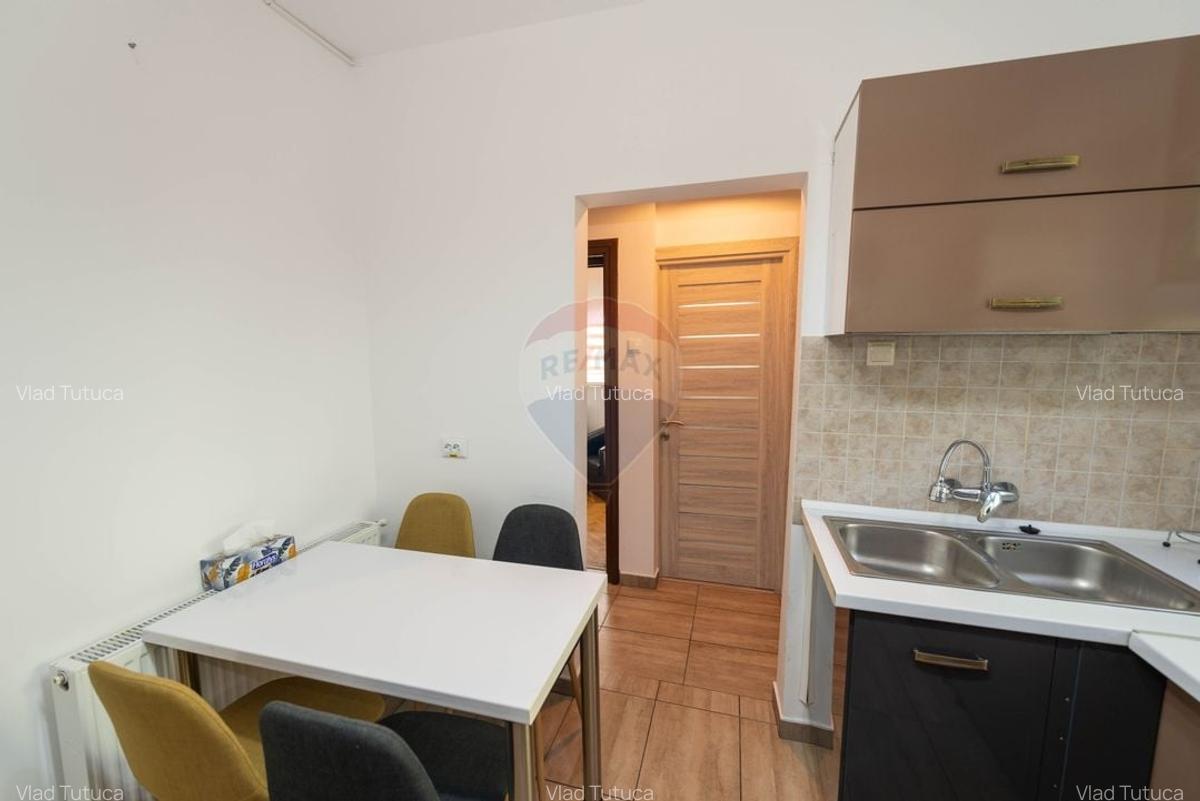 Casa / Vila cu 3 camere de inchiriat strada Pargarilor Stefan cel Mare - 17