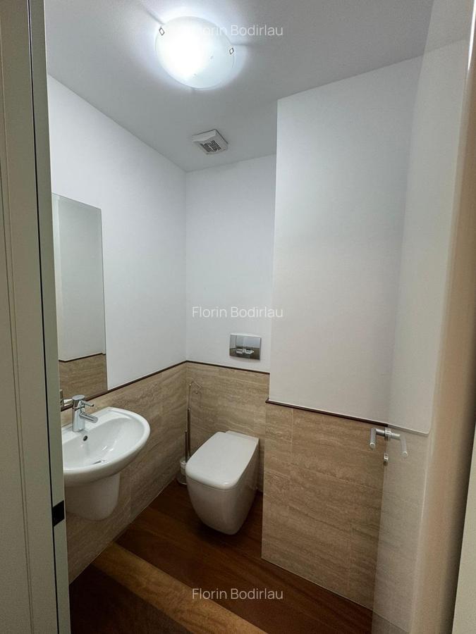 Kiseleff-Arcul de Triumf // 3 camere // 155mp // 3 locuri de parcare + boxa // - 15
