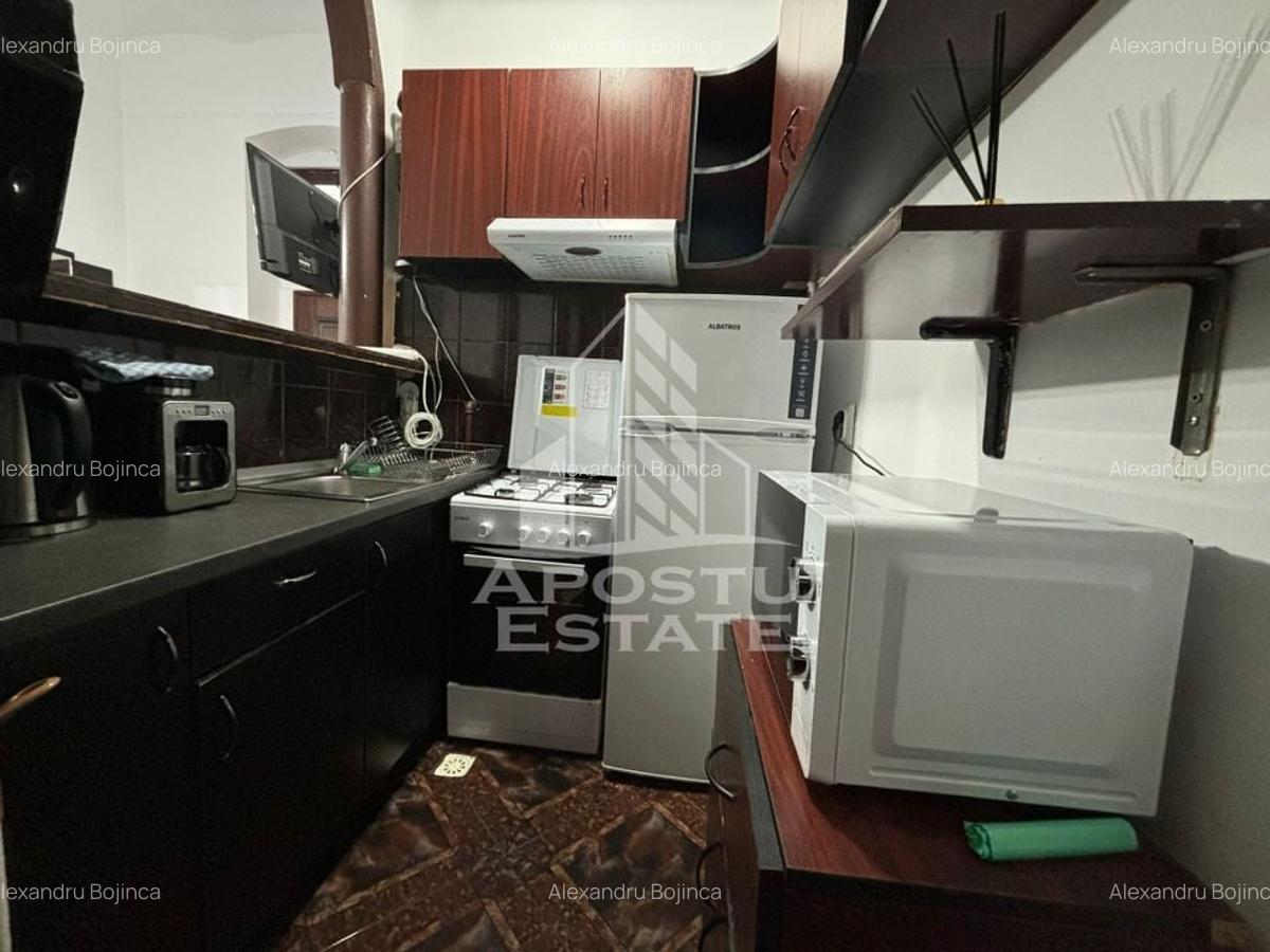 Apartament cu 2 camere, central - 3