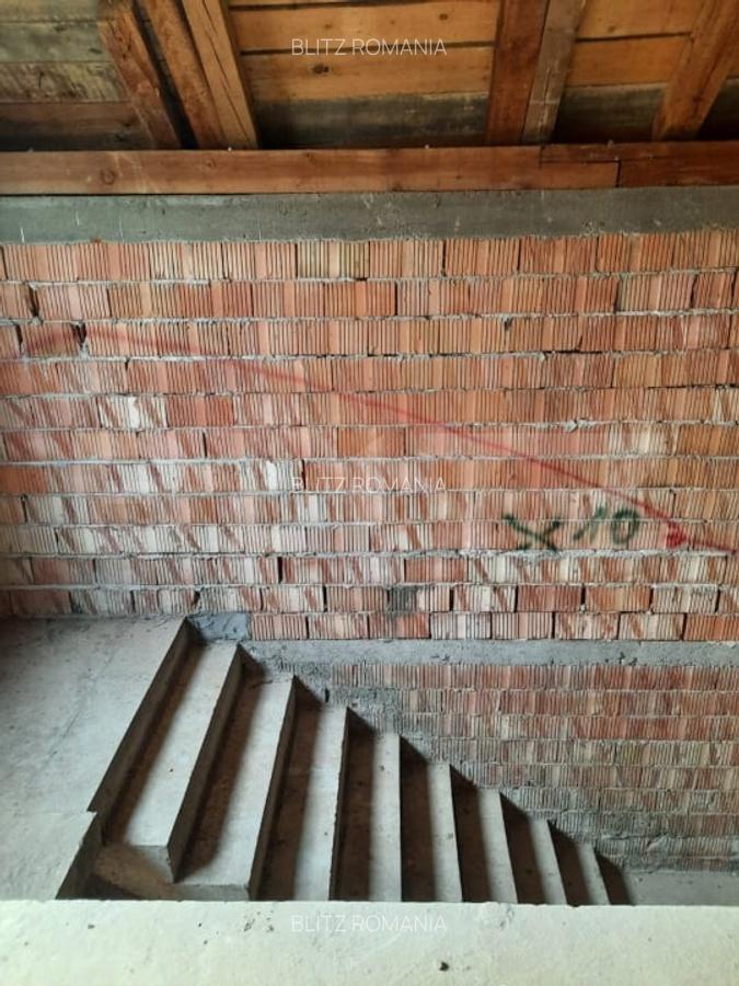 Casa la rosu de vanzare 242mp construiti, 500 mp teren - Paulesti - 8