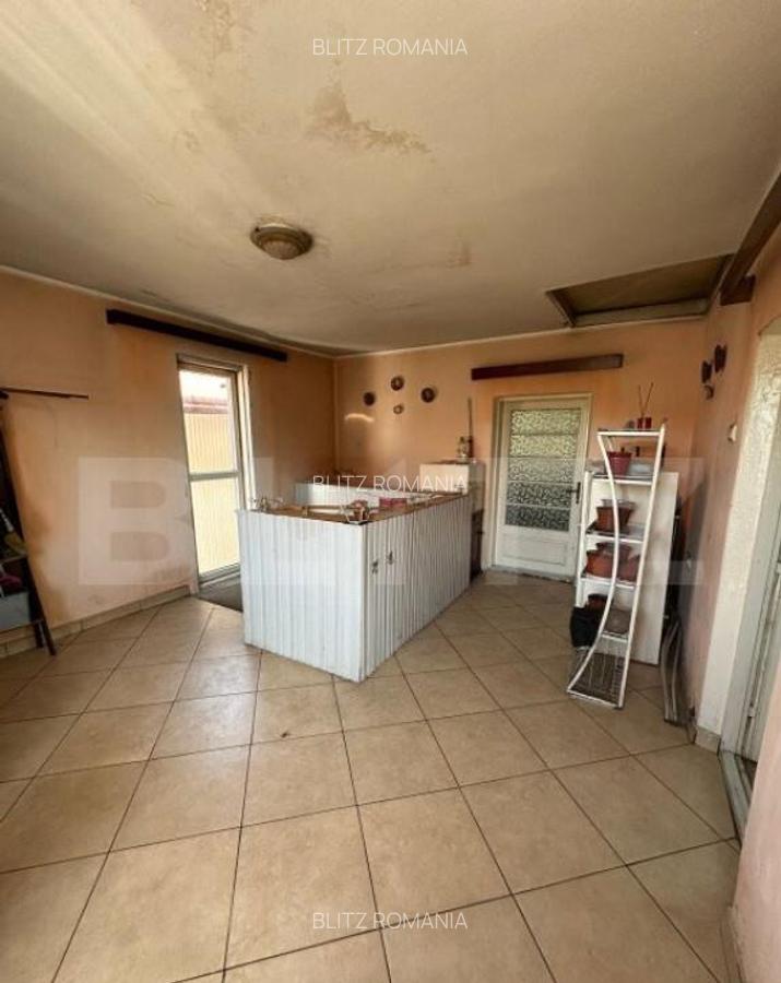 Casa ultracentrala , 200mp, teren 450 mp , Radauti - 18