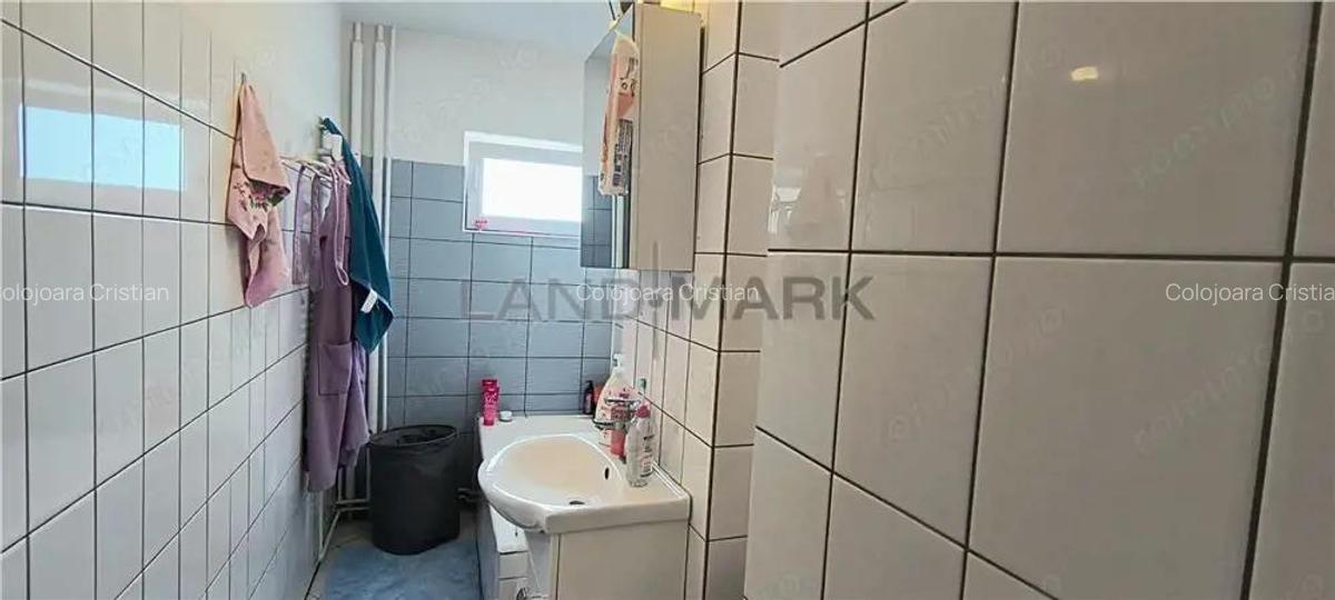 Apartament cu o camer #259;, Complexul Studen #539;esc, mobilat, COMISION 0% - 2