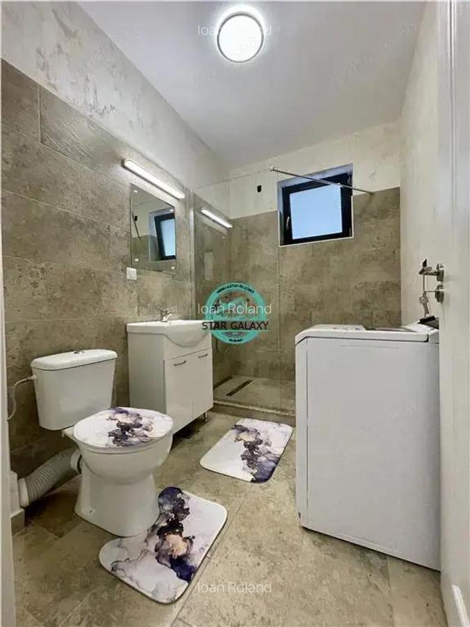 Inchiriez apartament cu 2 camere, bloc nou, in Centru str. Revolutiei - 7