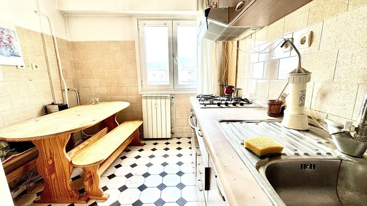 Apartament cu 3 camere în Calea Călărașilor - 6