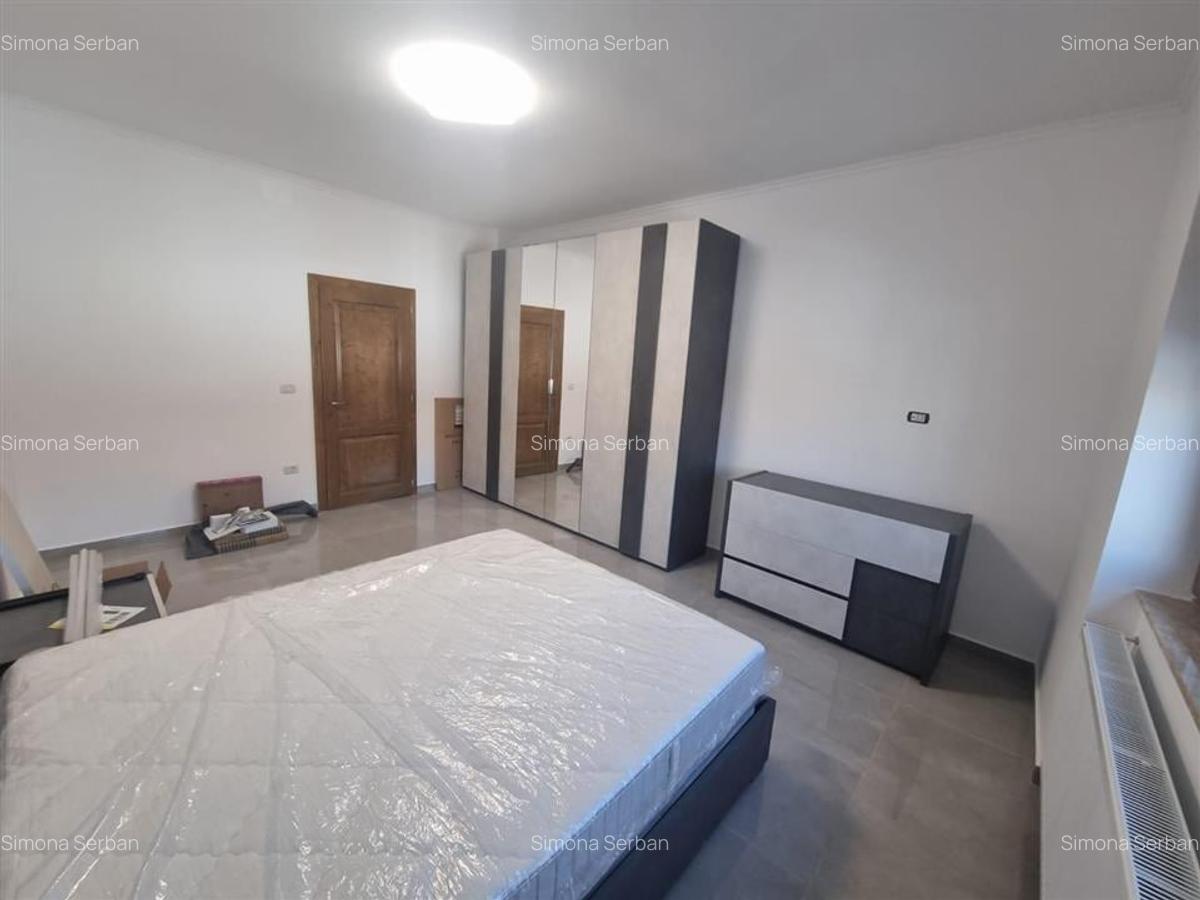 Apartament cu 4 camere decomandat, mobilat în Ultracentral - 2