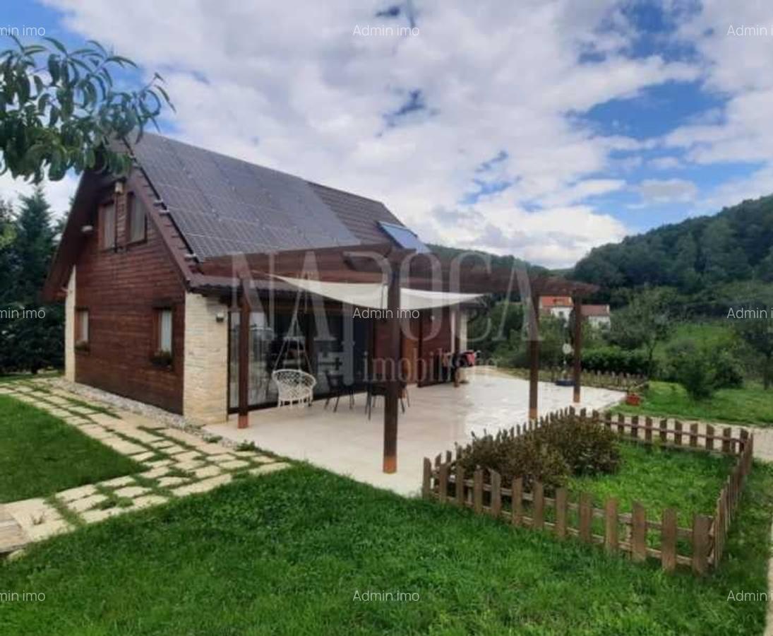 Casa 4 camere de vanzare in Salicea - 1