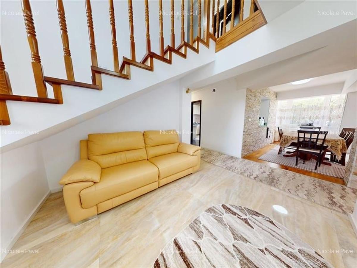 Casa mobilata, accesorizata, luminoasa, vedere munte, zona verde - 46