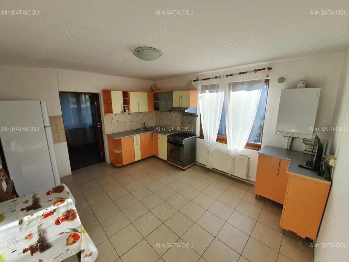 Casa ultracentral de inchiriat - 11 Casa ultracentral de inchiriat - 11