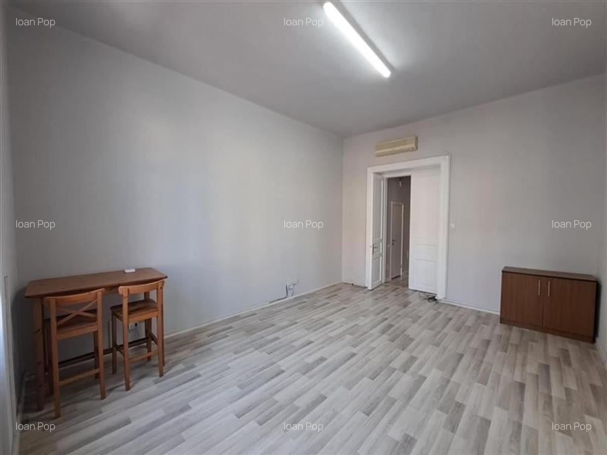 Apartament cu 3 camere, 110 mp utili, situat in zona Centrala! - 2