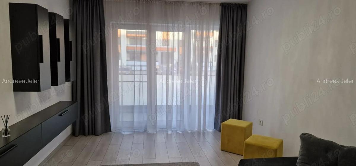 Inchiriez (ofer) garsoniera - 6