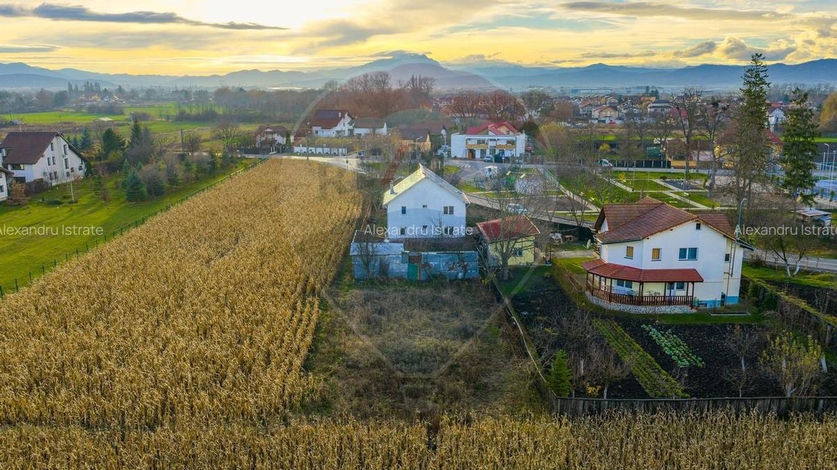 Casa de vanzare | 5 camere | Teren 1,100 mp | STUPINI | COMISION 0% | - 35