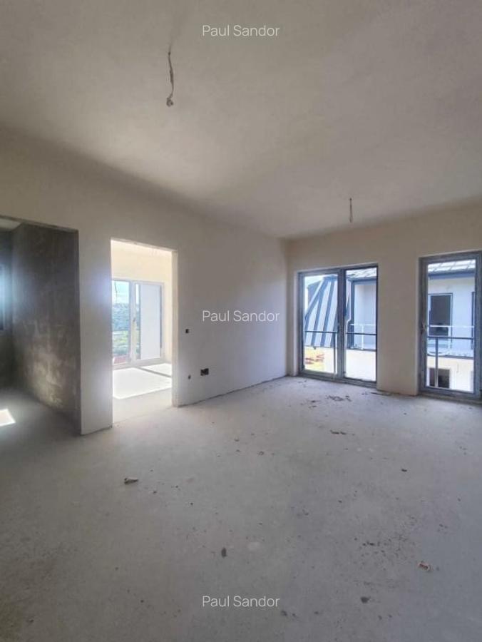 Apartament cu 2 camere in zona Baciu Regal - 3