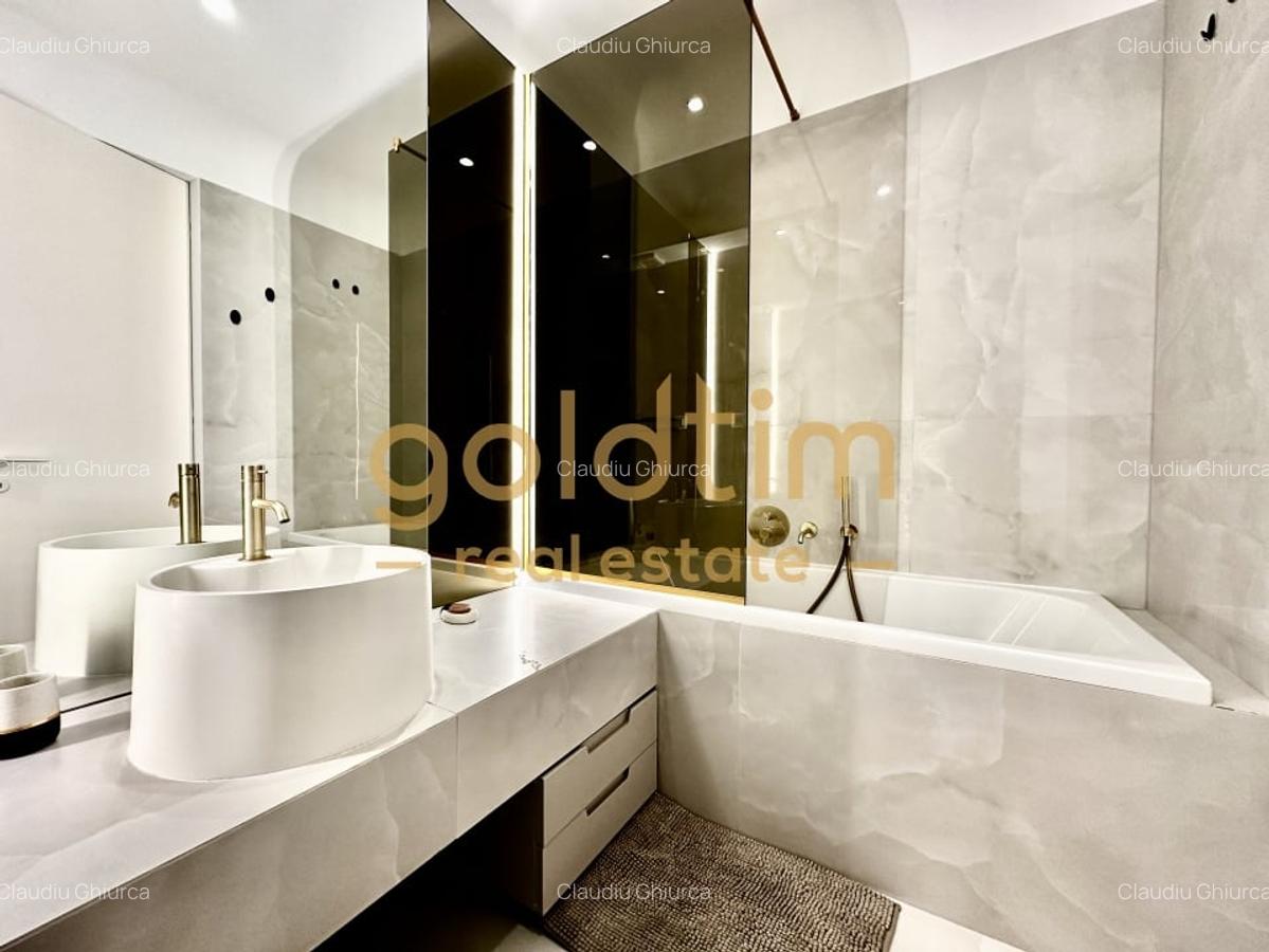 CORTINA NORTH/DISPONIBIL IMEDIAT/SUPERB/SPATII GENEROASE/BUCATARIE INCHISA - 12