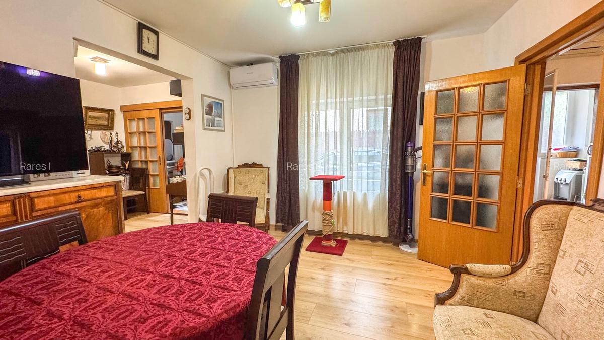 Casa 1 Mai - Teren 212 MP - 73 MP utili - Constructie 1940 - Toate Utilitatile - 6