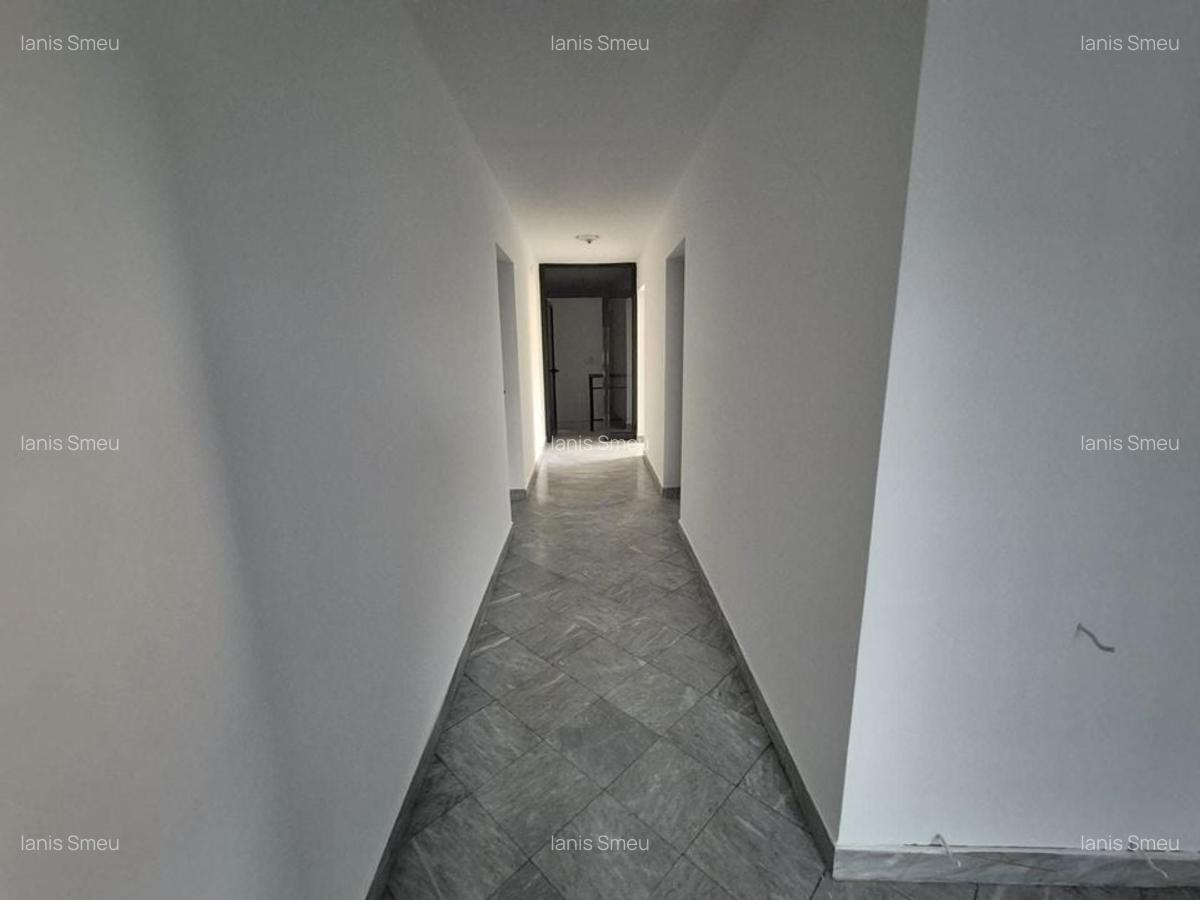 Oportunitate investitie - Vila renovata cu chiras in zona Bucurestii Noi - 9