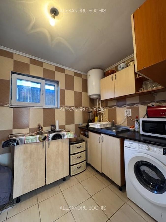Casă cu 4 camere în Palazu Mare - 7