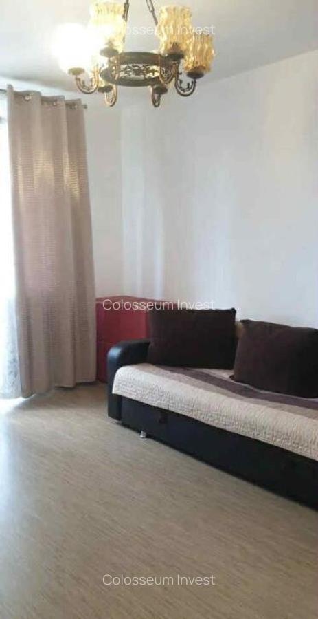Apartament 2 camere, decomandat - zona Centru Civic - 2