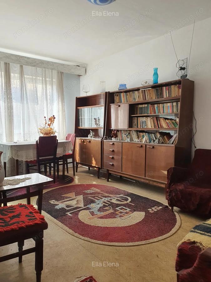 Se vinde apartament cu 3 camere - 1