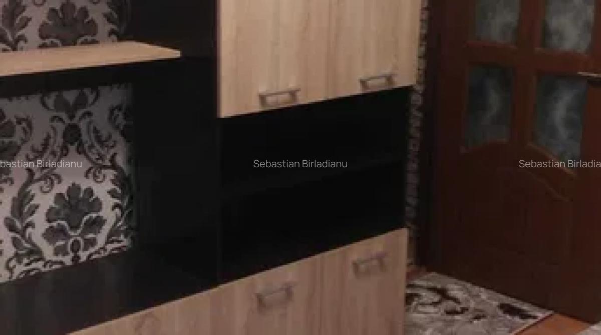 Alexandru cel Bun apartament 50 mp, 3 camere, semidecomandat, Biserica Sfantul N - 2