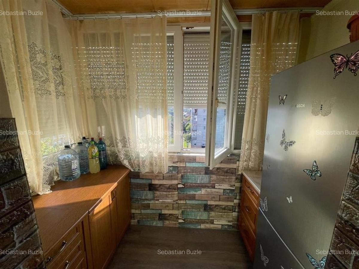 APARTAMENT 3 CAMERE TIP PB CANTEMIR ETAJ 4 - 18