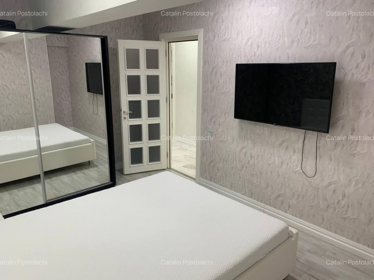 Se inchiriaza: apartament modern cu 3 camere la Royal Town, Copou - 9