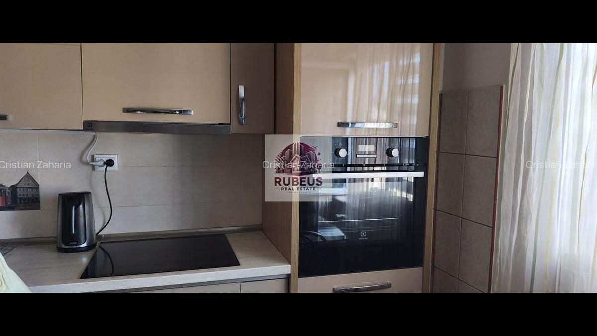 Apartament 4 camere modern + Garaj | Central, Drobeta TS - 4