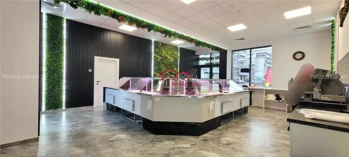 Spatiu comercial cu vitrina Doamna Stanca mall Selimbar - 5