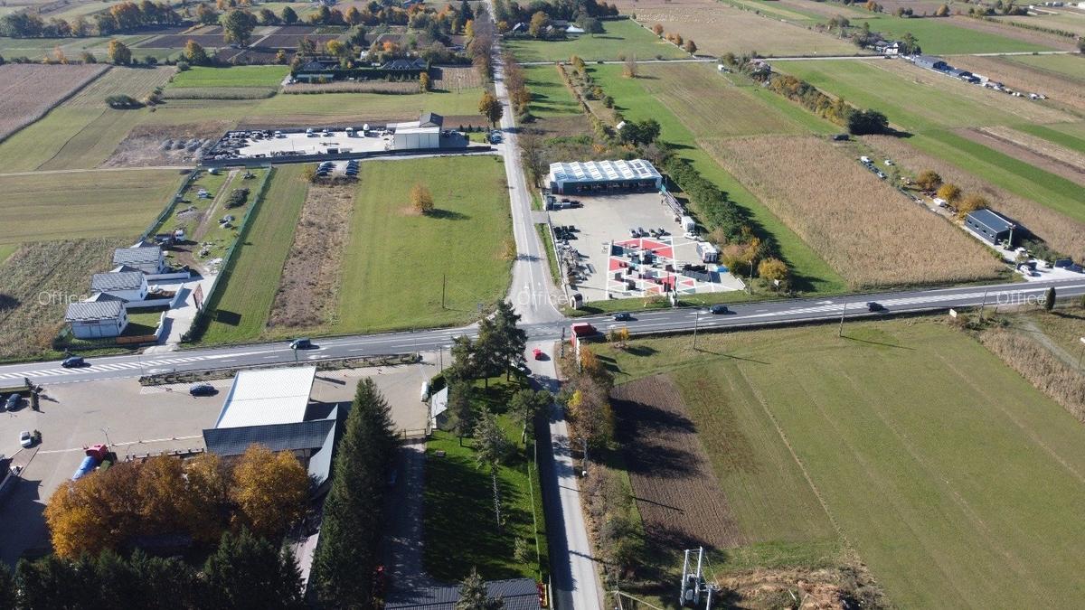 De Vănzare Hală si Spatiu Birouri ,suprafete depozitare Gura Humorului - 20